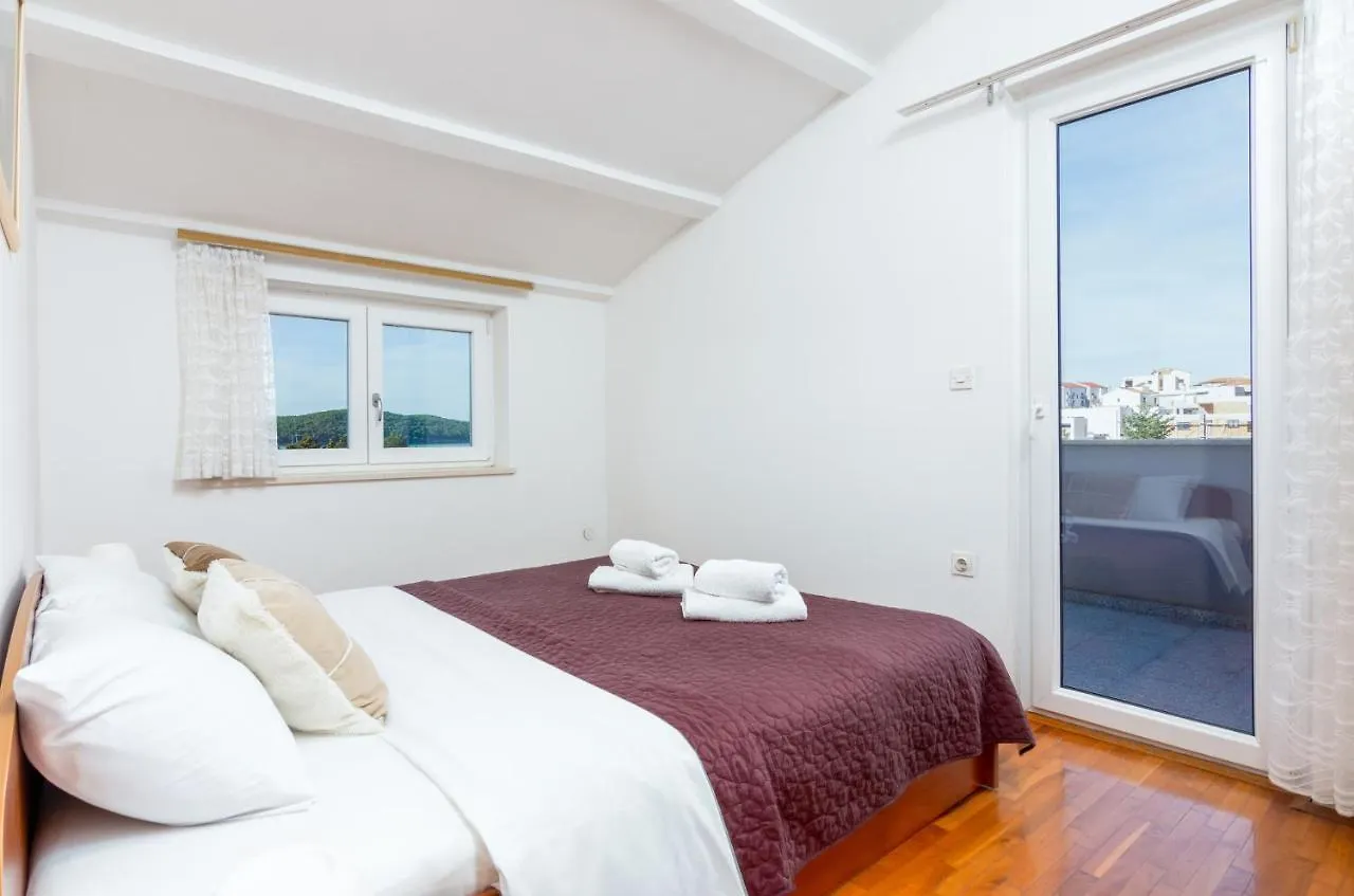 Apartments With A Parking Space Medulin - 2274
