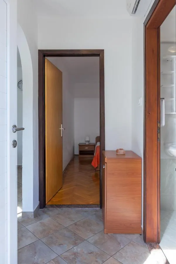 Apartments With A Parking Space Medulin - 2274
